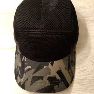 Lululemon camo ball cap (rare find)